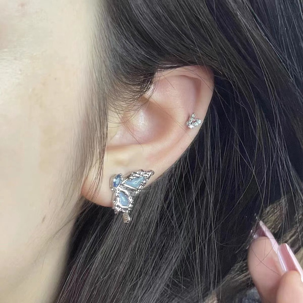 Khuyên Tai Hình Bướm Màu Xanh Dương Sang Trọng