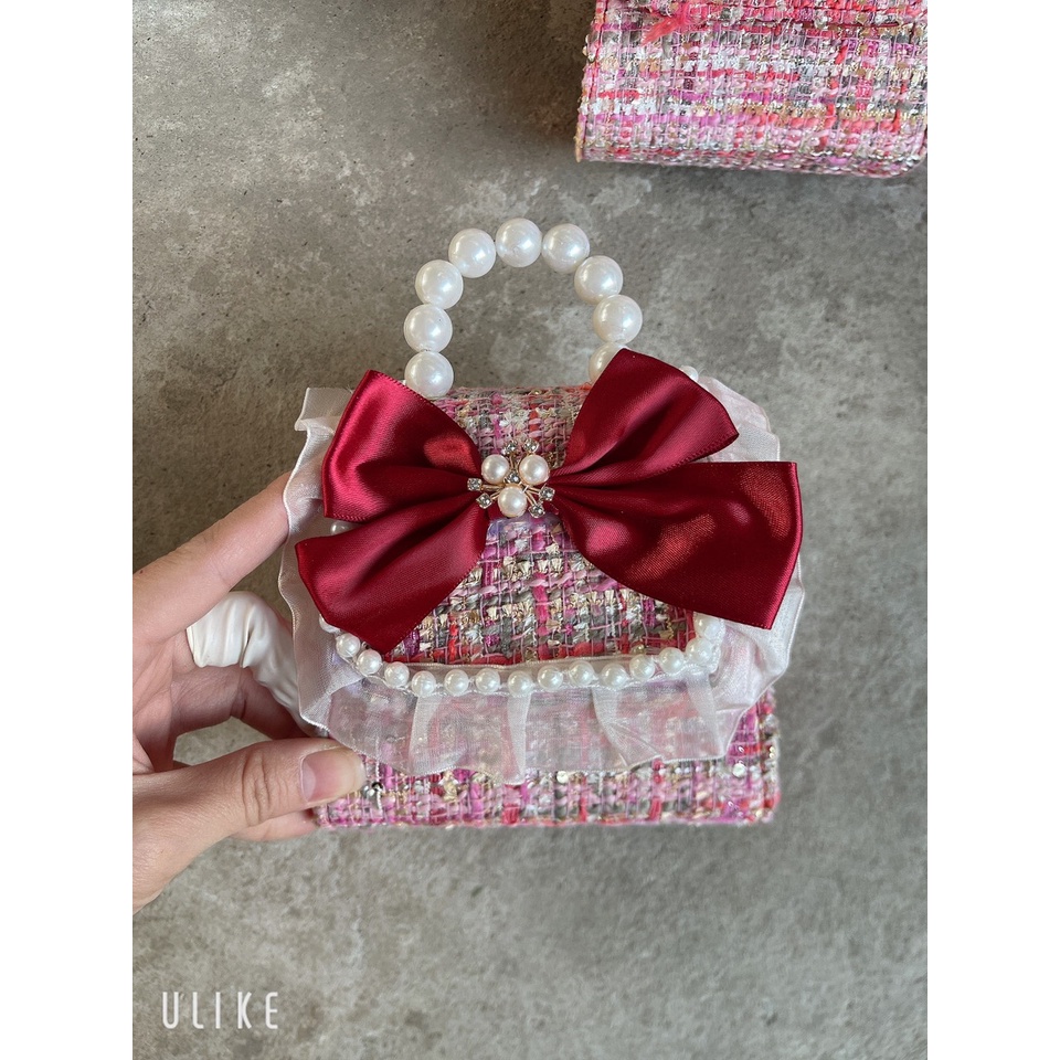 Túi Dạ Quai Ngọc Màu Đỏ Cho Bé Siêu Sang