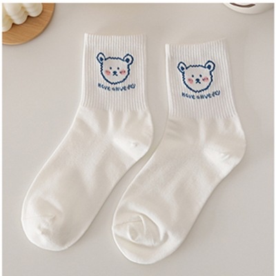 Vớ gấu Hi Bear nền trắng cổ cao 2022
