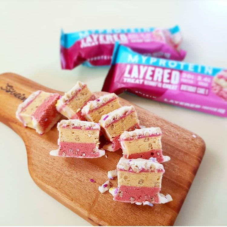 PROTEIN BAR - MYPROTEIN - LAYERED PROTEIN BAR - 12 BARS - Hộp 12 thanh bánh protein cao cấp 6 lớp cực ngon