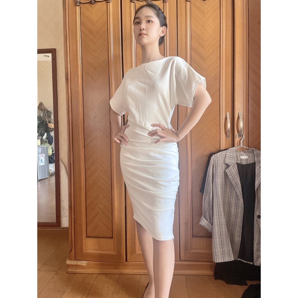 Thanh Lý Đầm Ôm Body Kiểu Cánh Dơi Nhún Eo Màu Trắng