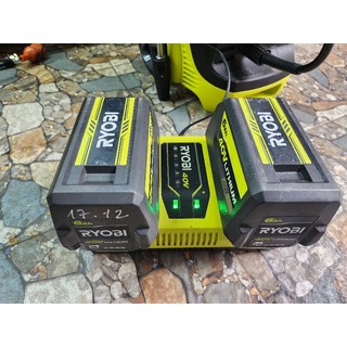 Sạc đôi Ryobi 36-40v (Điện 220v)
