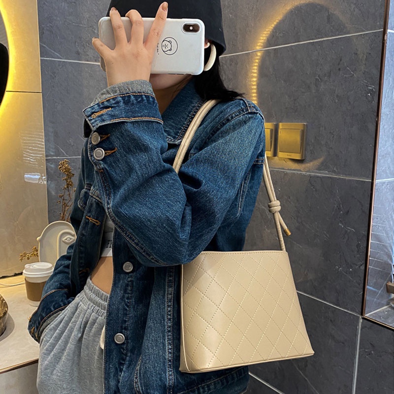 AlphaZ Túi Đeo Vai Thêu Họa Tiết Độc Đáo Thời Trang Sang Trọng Cho Nữ