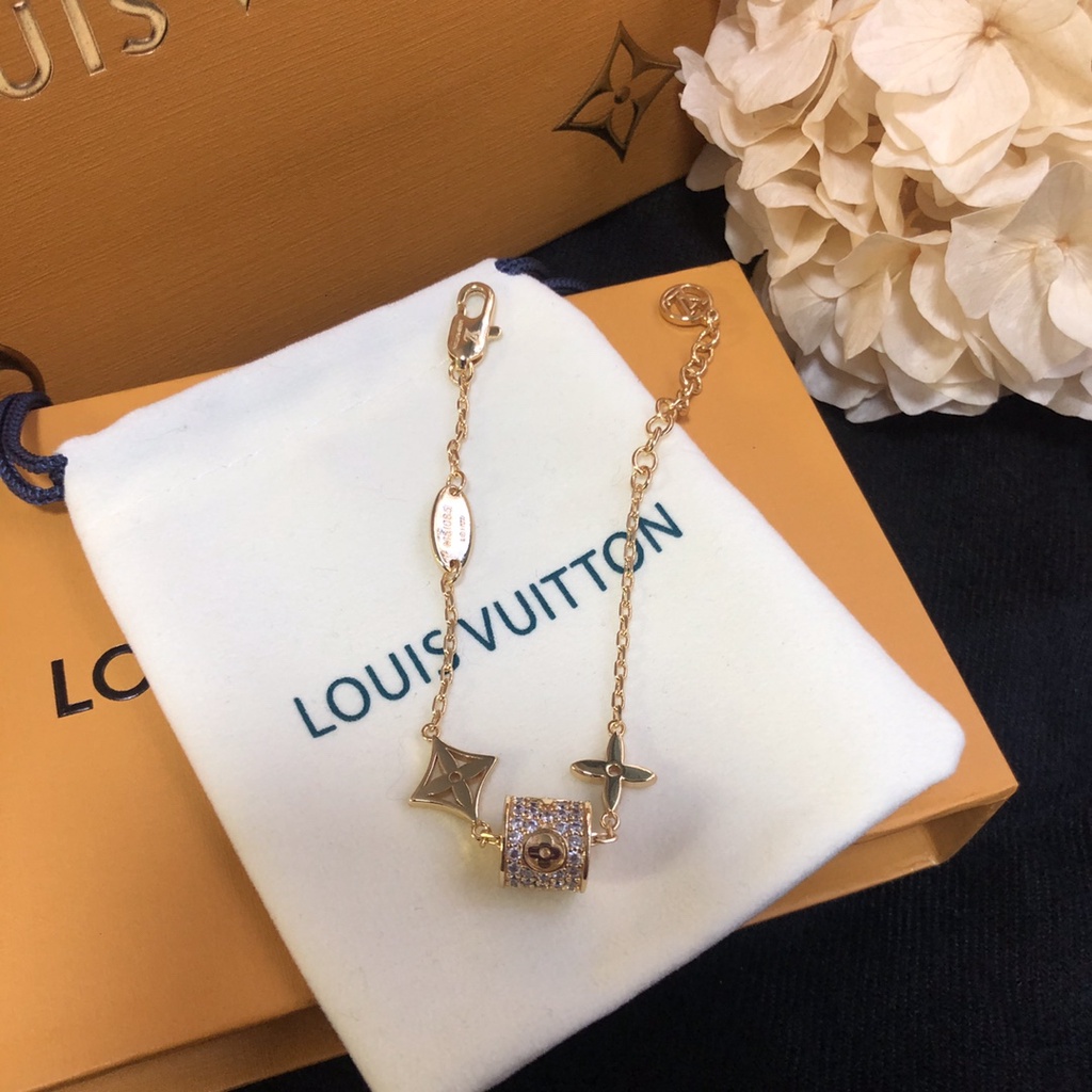Louis vuitton Vòng Cổ / Khuyên Tai / Vòng Tay lv In Chữ Thời Trang Cho Nam Và Nữ
