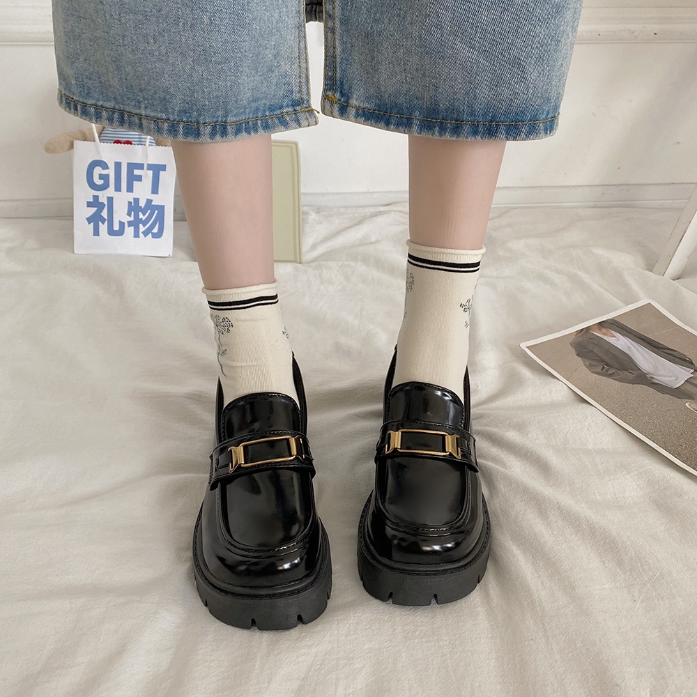 - GIÀY NỮ LOAFER CAO GÓT THỜI TRANG