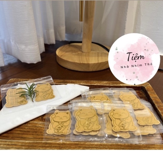 Mèo thần tài may mắn