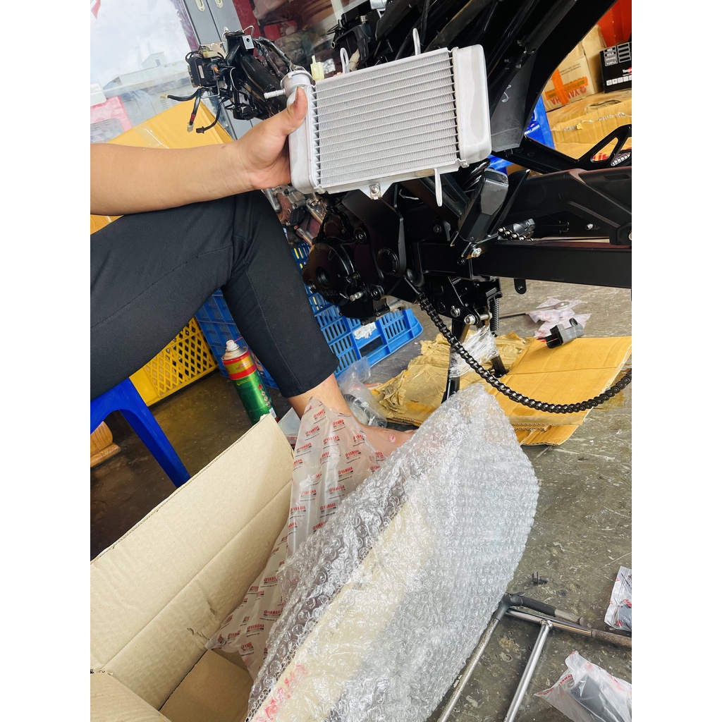 (tóp bán chạy) Két nước spark fi yamaha thailand cho ae gắn spark/ex 2005-2010