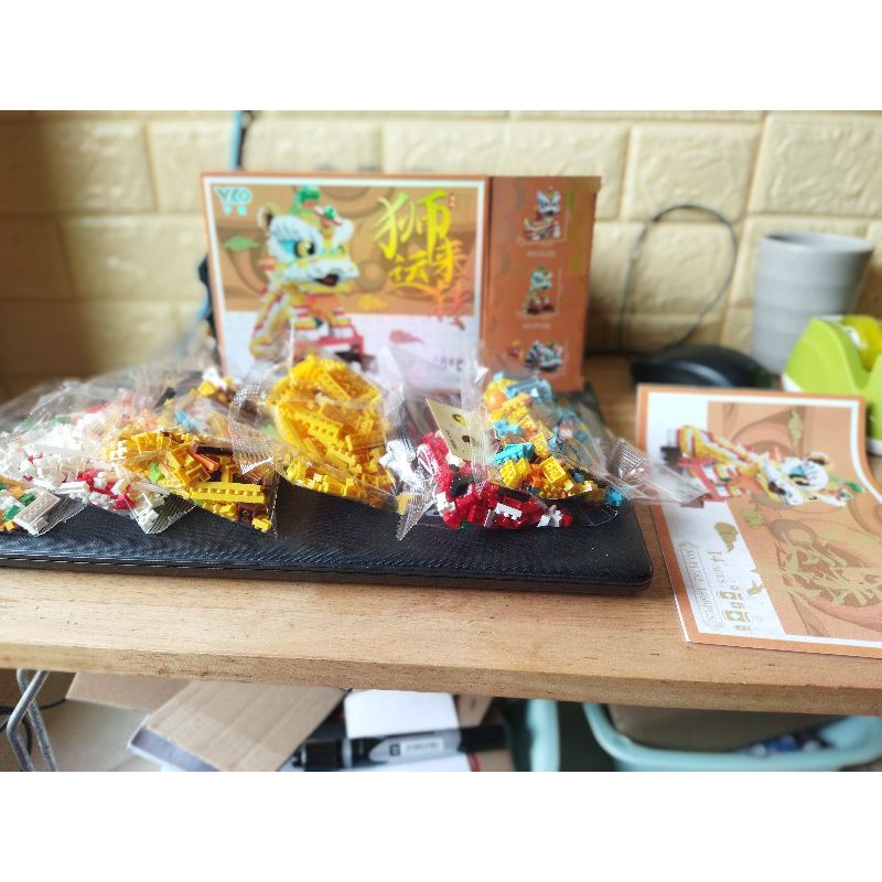 Đồ Chơi Lắp Ráp LeGo Mô Hình Con Lân Vàng Hàng Đẹp Side Vừa  Tặng Búa Nhựa