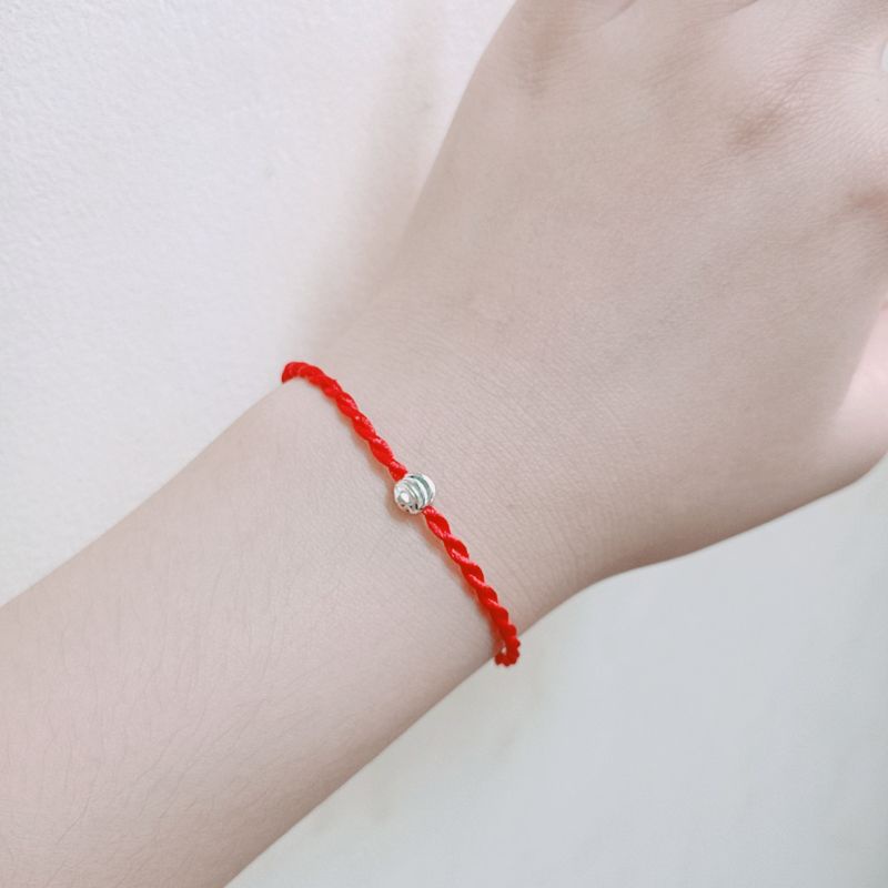 Vòng tay chỉ đỏ may mắn bi bạc ta 6mm