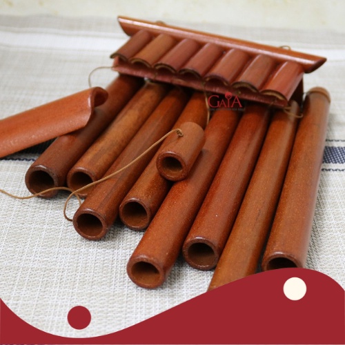 Chuông thanh tre mái nhà màu nâu đất, chuông gió 8 thanh hoá sát, tăng sinh khí.