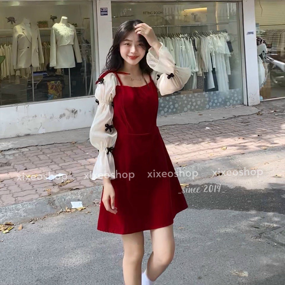 Đầm xòe nhung đính nơ tay dài xinh xắn