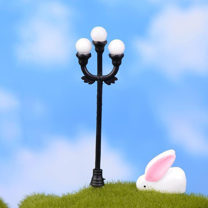 Tiểu cảnh Đèn đường có dây điện - Terrarium - Charm trang trí - Phụ kiện, sticker, sen đá, xương rồng