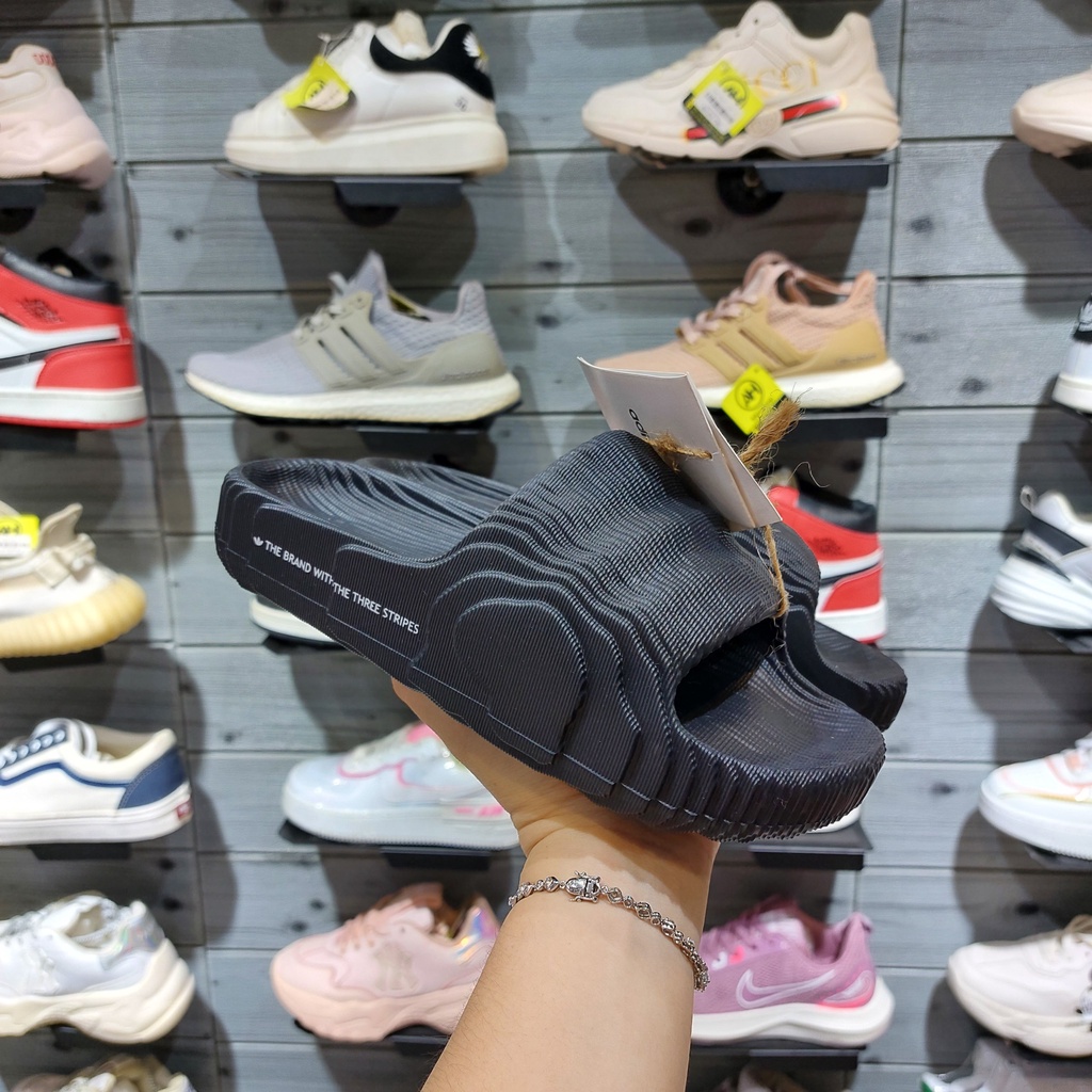 Dép Adilette 22 đúc nguyên khối