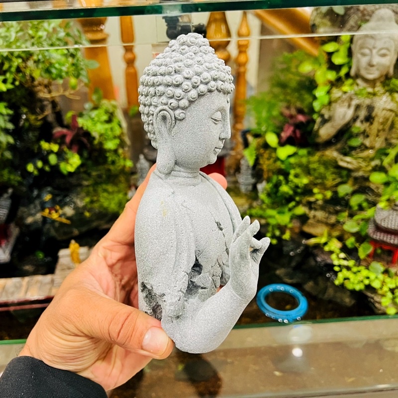 Tượng Phật Bán Thân - Đá Sa Thạch