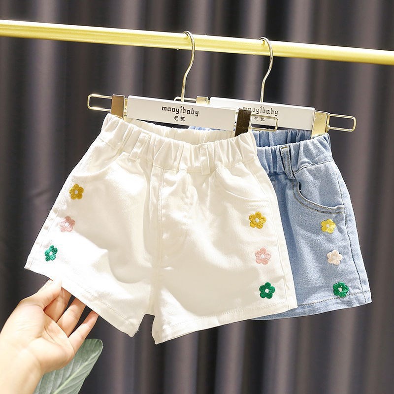 Quần Short bé gái thêu hoa sườn A75 từ 2-10 tuổi - Little Maven Official Store