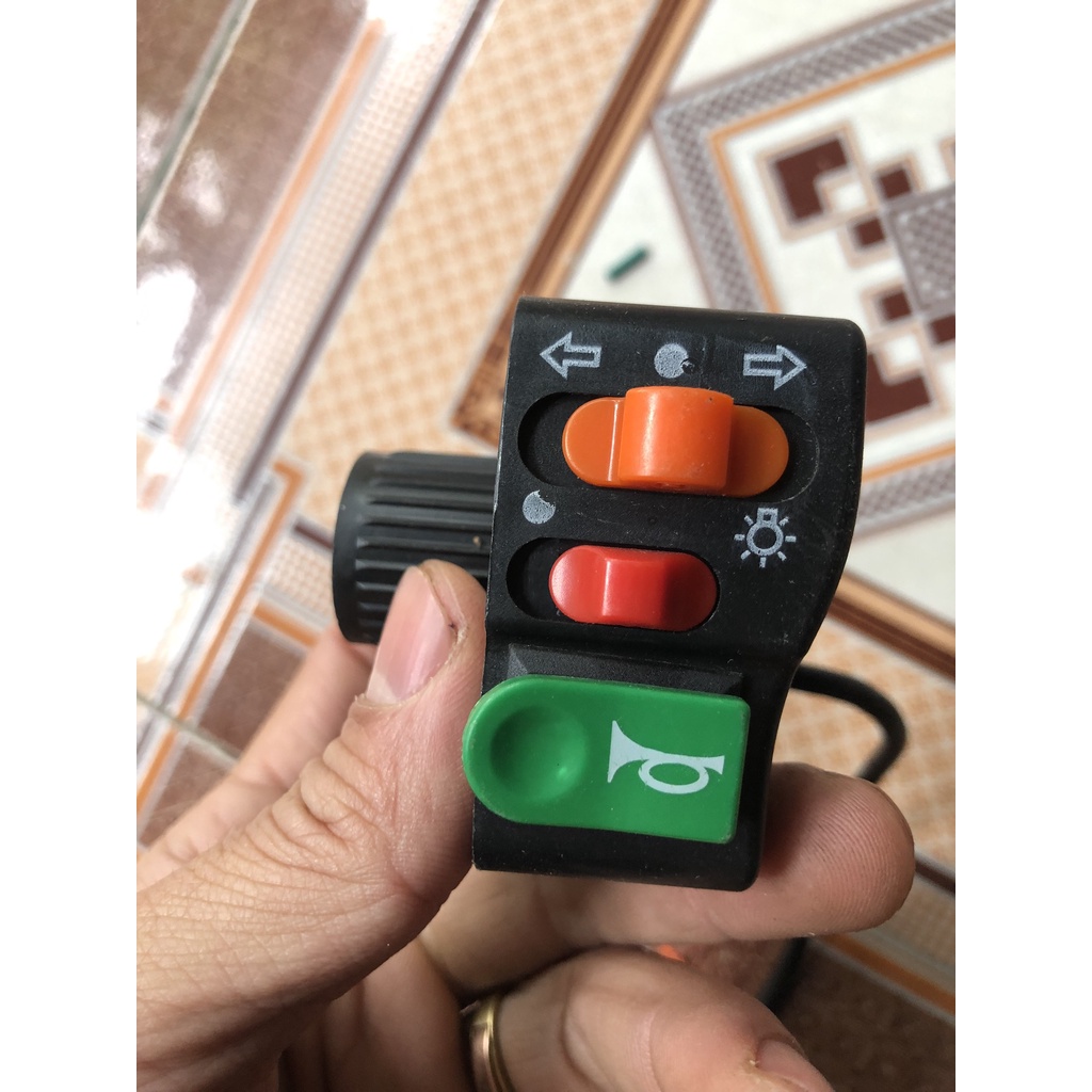 Cụm công tắc xe máy điện chế siêu ngầu