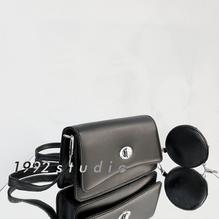 Túi xách nữ 1992 s t u d i o/ LAMMY BAG / màu đen kèm túi tròn phụ kiện, dây da phối xích