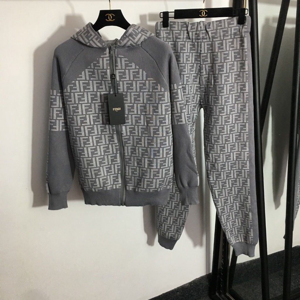Set Đồ Thể Thao Hai Mảnh Áo Cardigan Có Nón In Chữ Thời Trang Thu Đông Phong Cách Mới