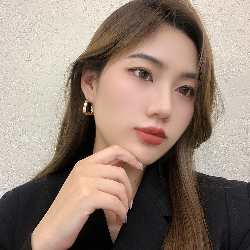 Khuyên Tai Kim Loại Hình Tam Giác Cao Cấp