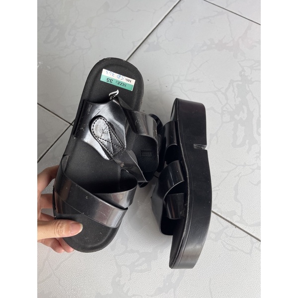 Sandal nữ da màu đen sale