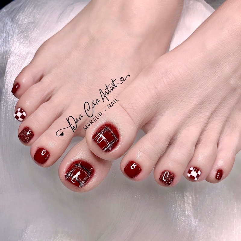 Set 10 Móng chân nailbox thủ công thiết kế theo yêu cầu màu đỏ Tết 2023