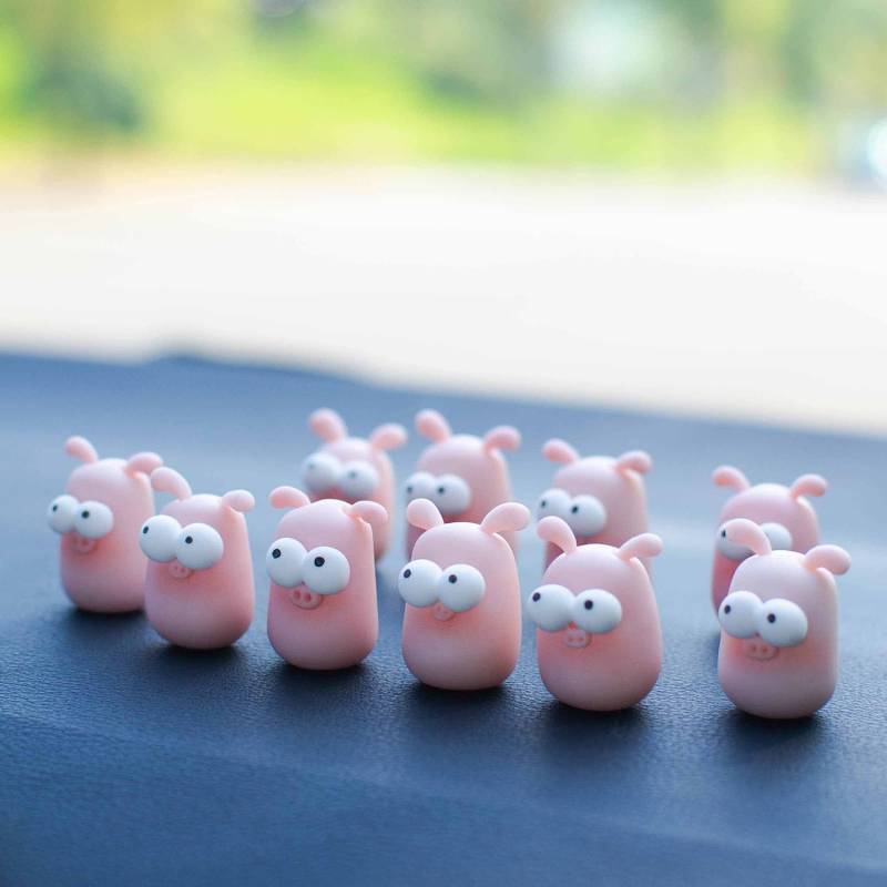 Creative in-Car Car Decoration Cartoon Doll Cute Jewelry Vehicle Center Console Ornament Toy Home Decoration 53ai