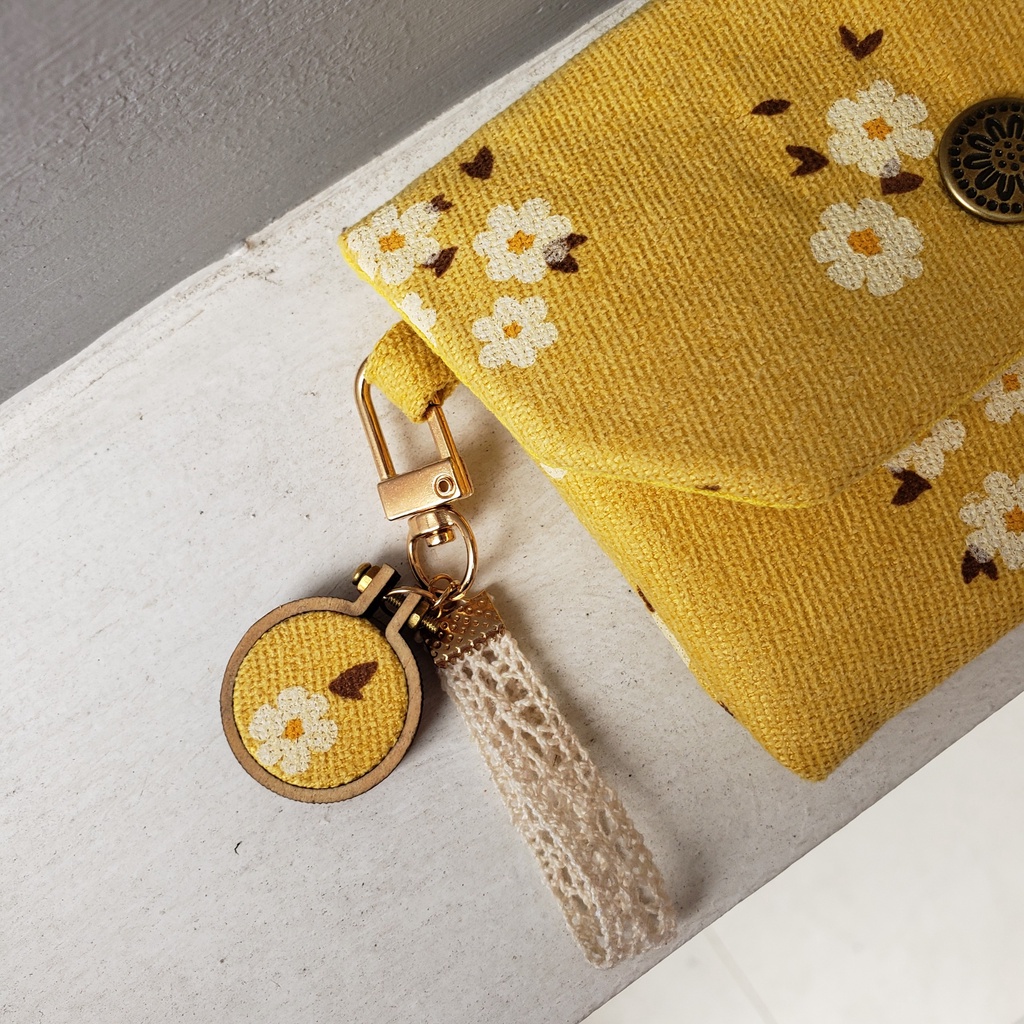 Móc Khóa Handmade Bọc Vải Phong Cách Vintage