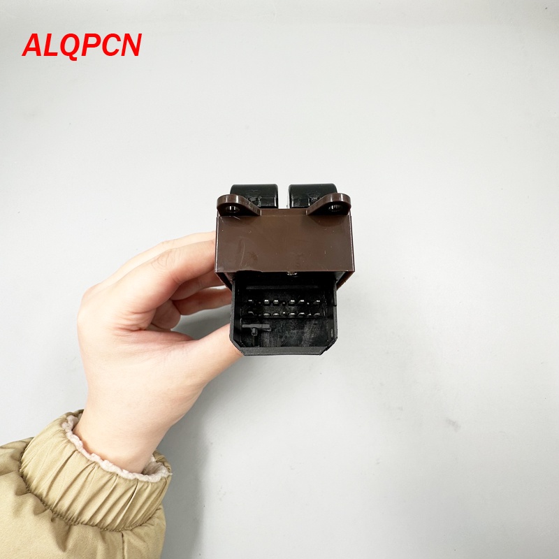 Công Tắc Cửa Sổ Chuyên Dụng Cho Toyota Innova 2007-15 84820-33170