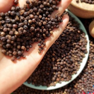 Tiêu đen hạt loại 1(chính chủ nhà trồng chuẩn xuất khẩu)