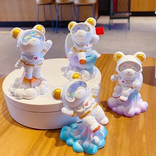 Mô hình nhân vật phi hành gia
