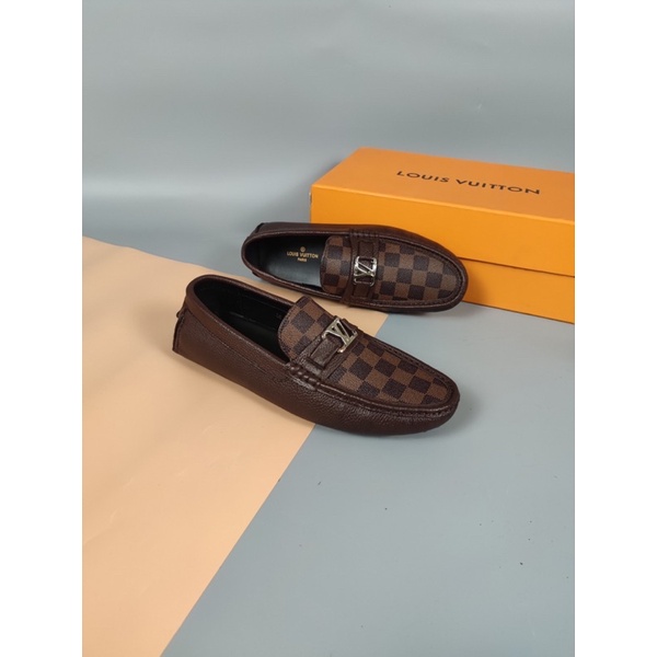 Giày nam Lv mẫu mới 2023, bản SC màu nâu với khoá vàng sang trọng,có kèm video tại shop