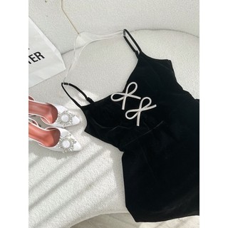 ĐẦM BODY ĐEN ĐÍNH ĐÁ 2 DÂY