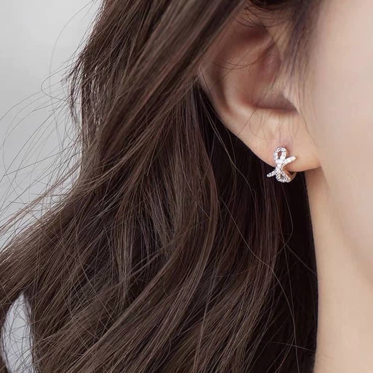 Bông tai bạc bông tai tròn bấm mặt nơ nạm đá trắng xinh Van Jewelry