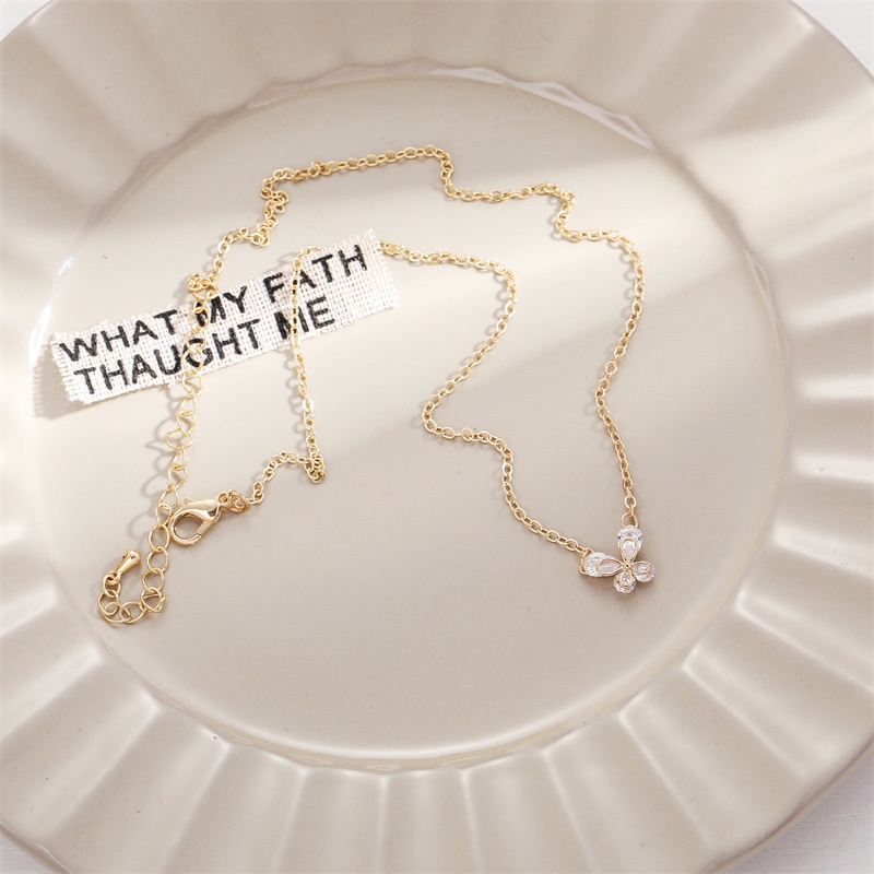 Vòng cổ choker hạt đá mặt cánh bướm VC021 Leous Accessories