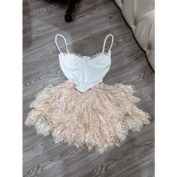 Set áo hai dây chân váy ren