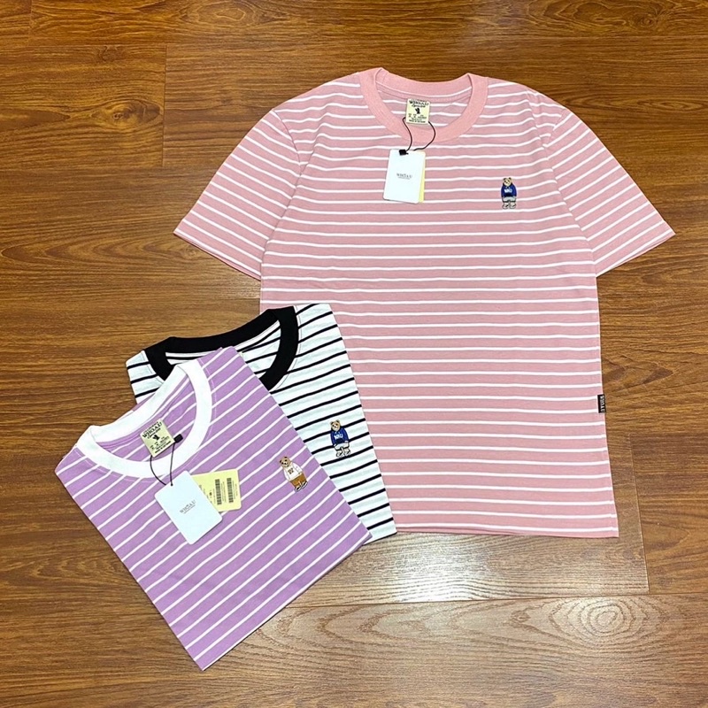 Áo thun sọc thêu logo gấu Whoau xuất Hàn