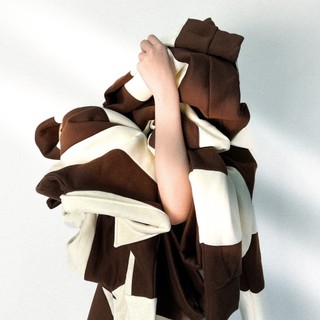 Áo khoác end.payce® " BASIC " SWEATER CREAM/BROWN