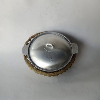 Nồi gang kho tộ đúc bằng thủy lực tặng kèm rế
