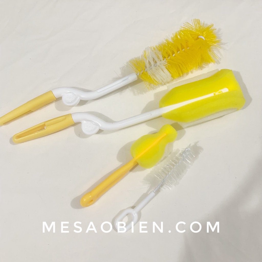 Bộ cọ bình sữa 4 chi tiết cho bé