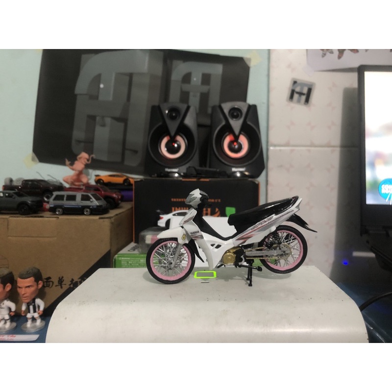 Mô hình Sirus 110 tỉ lệ 1:12 - Mô hình xe máy tỉ lệ 1:12 | Scale 1:12