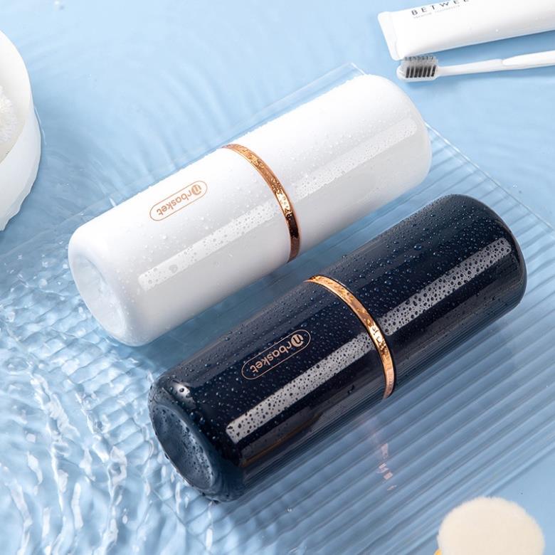 Cốc đựng bàn chải đánh răng cao cấp khi du lịch 2 in 1, Hộp đựng kem đánh răng cầm tay cực kì tiện dụng