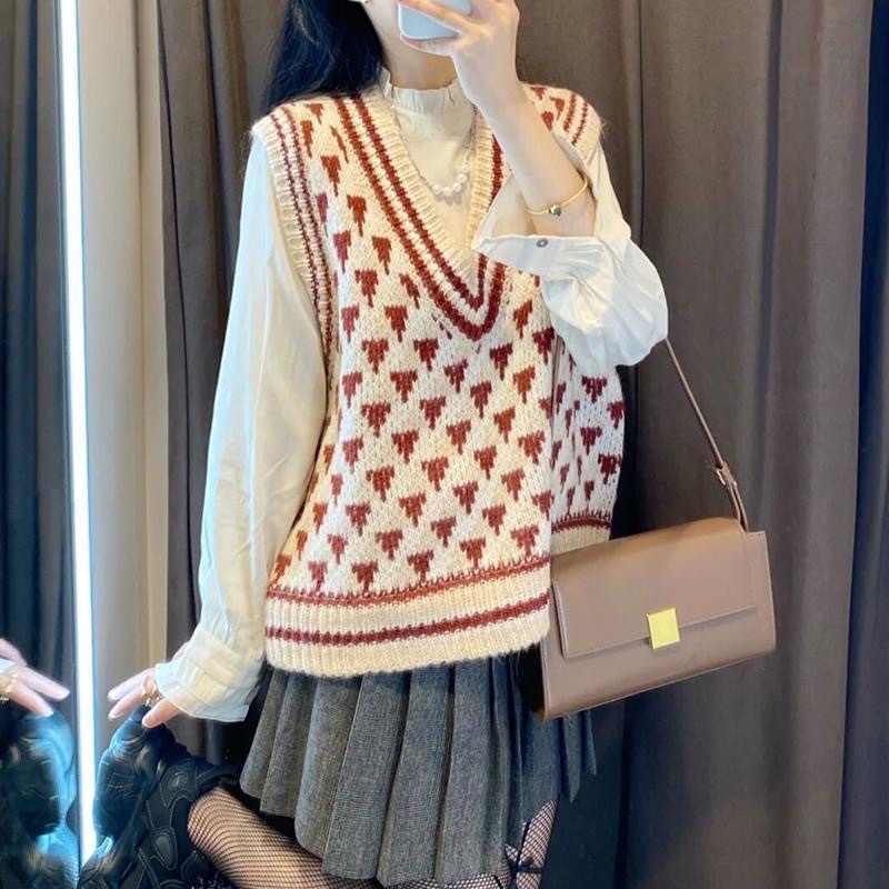 Áo gile len vitage hoạ tiết tam giác cổ điển mặc giáng sinh cực đẹp form rộng TULIP CLOTHES ORDER 2 tuần