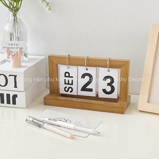 Lịch gỗ lật để bàn phong cách tối giản