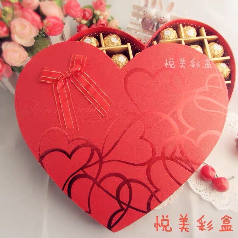 Hộp tim 27ô đựng socola