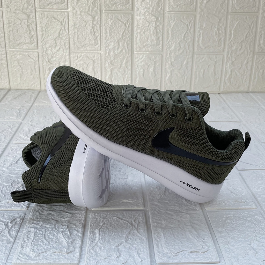 Giày Nam, Giày nữ đen trắng full size cực nhẹ, êm chân