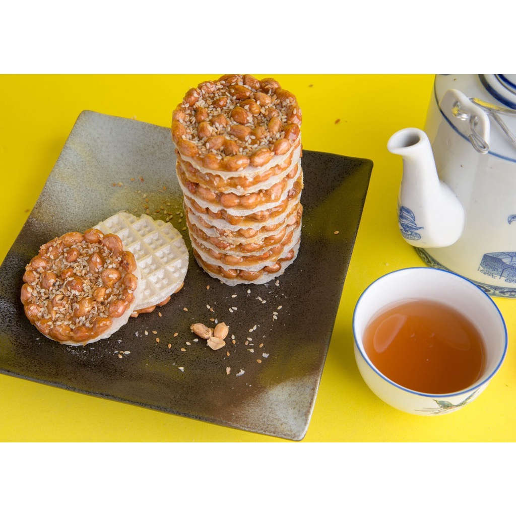 Kẹo đậu phộng Lê Trang-cây 10 miếng-đặc sản Tây Ninh