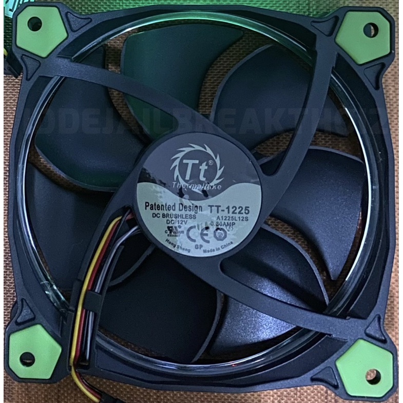 Quạt tản nhiệt Thermaltake Riing 12 LED Green