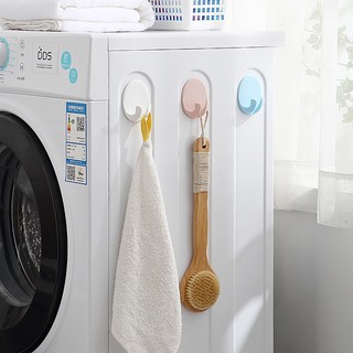 móc dán tường giữ dây điện, phích cắm điện