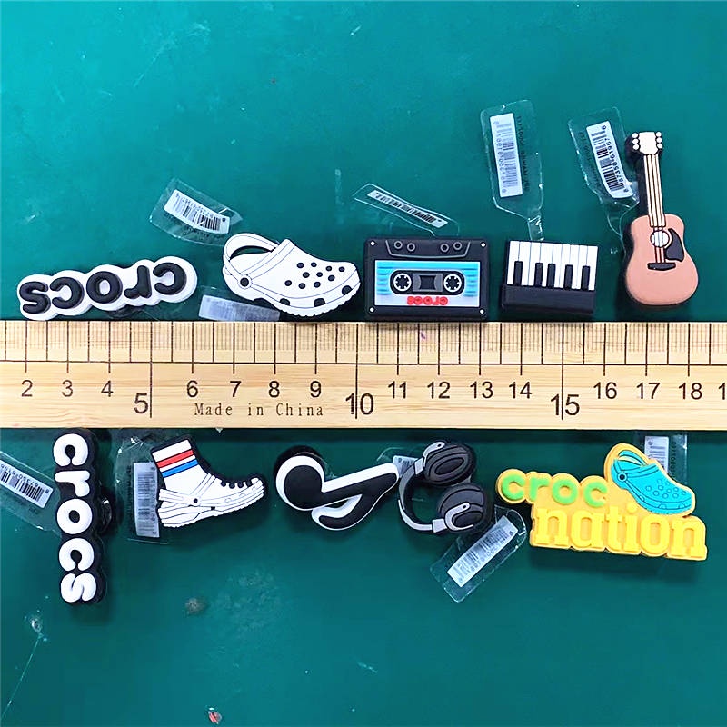 Jibbitz Crocs Phụ kiện khóa giày Love Music Series PVC Giày Badge Trang trí FZL68