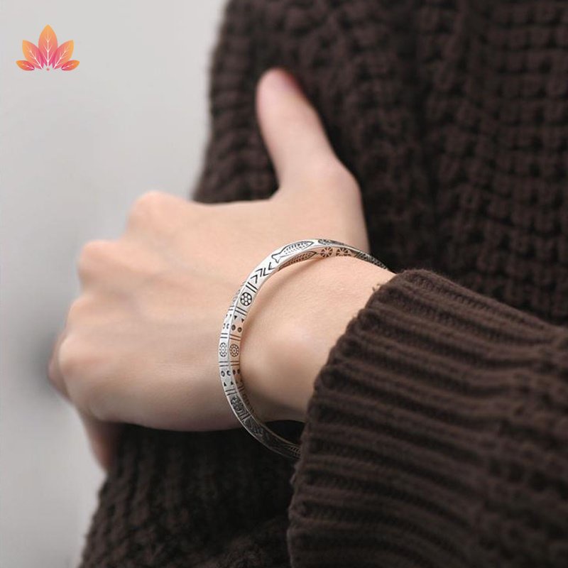 Vòng Tay Thiết Kế Dân Tộc Phong Cách Mới JP5